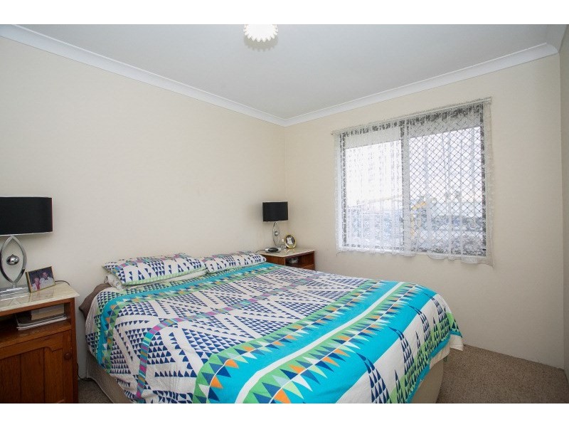 14 Brentwood Road, Wattle Grove WA 6107