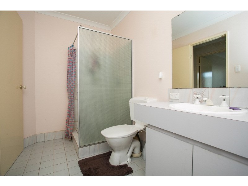 14 Brentwood Road, Wattle Grove WA 6107