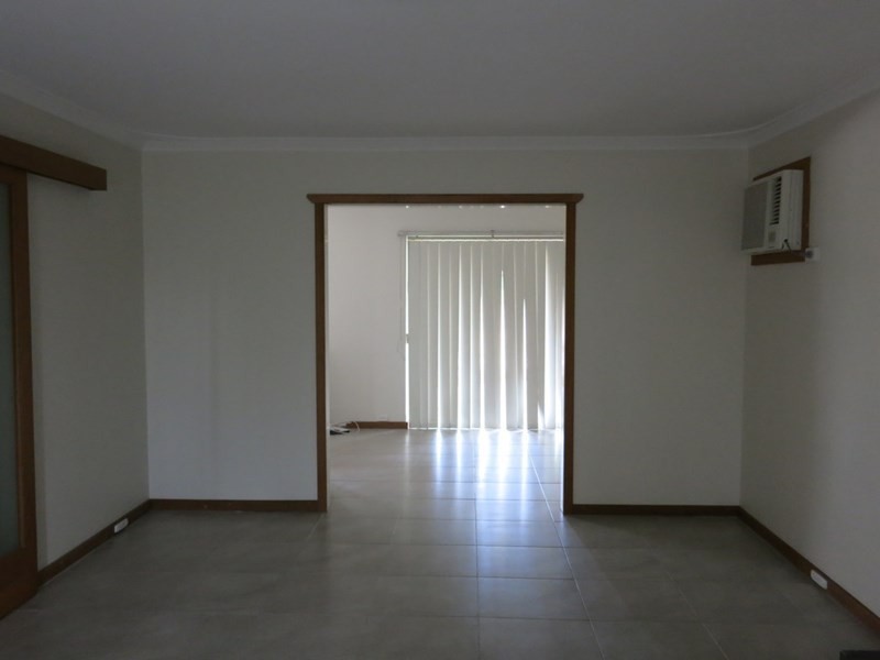 27 Temby Avenue, Kalamunda WA 6076