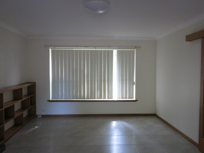 27 Temby Avenue, Kalamunda WA 6076