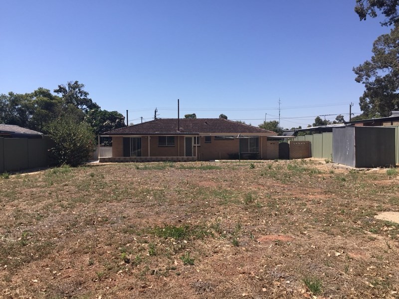 27 Temby Avenue, Kalamunda WA 6076