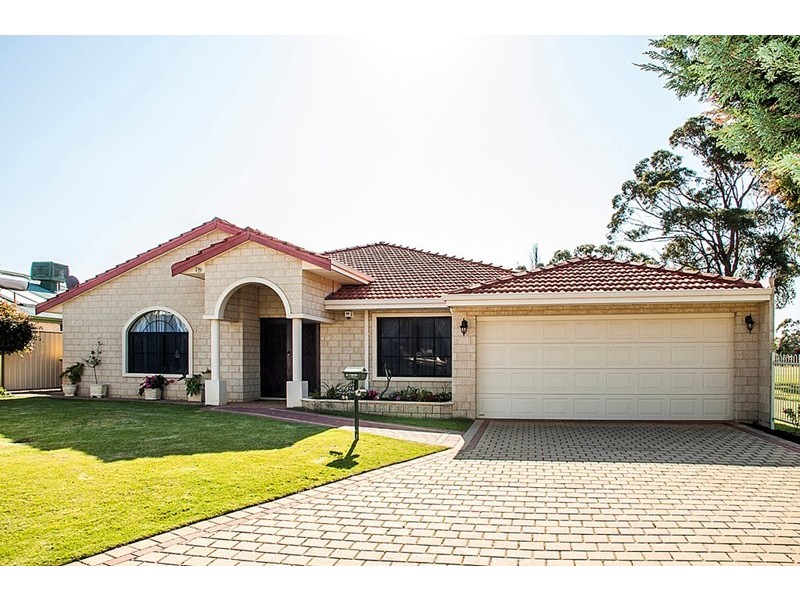 24 Plane Tree Green, Forrestfield WA 6058