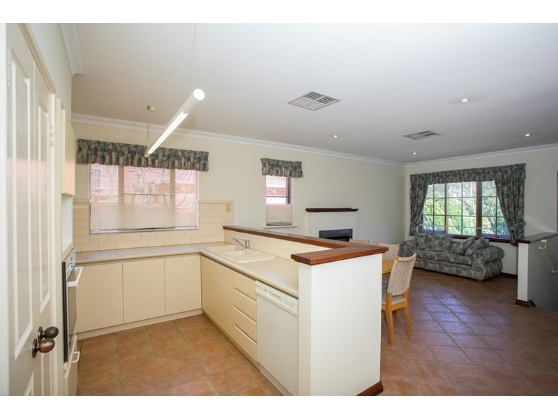 5/33 Central Road, Kalamunda WA 6076