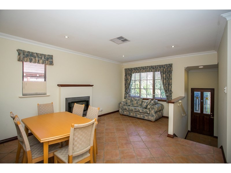 5/33 Central Road, Kalamunda WA 6076