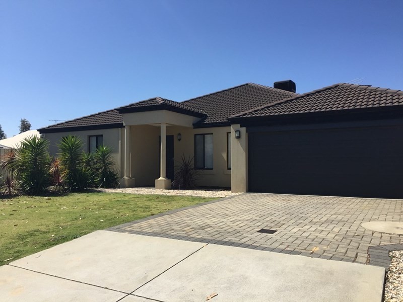 26 Silica Road, Wattle Grove WA 6107