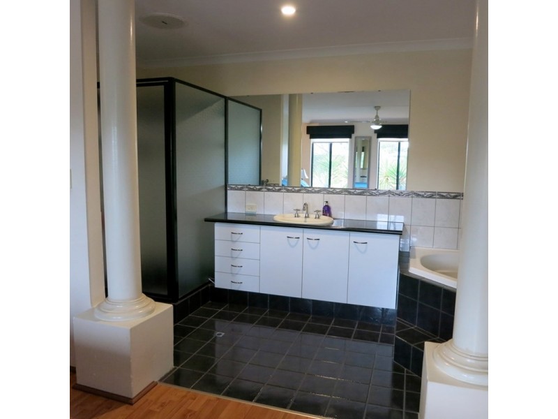 26 Silica Road, Wattle Grove WA 6107