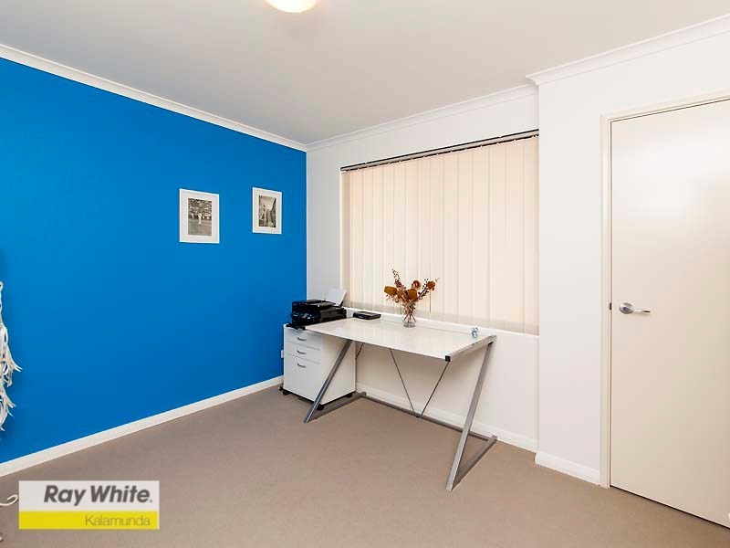 2 Gemina Avenue, Wattle Grove WA 6107