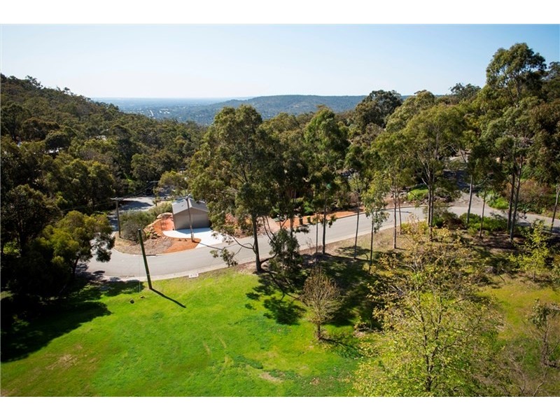 16 Torwood Drive, Gooseberry Hill WA 6076