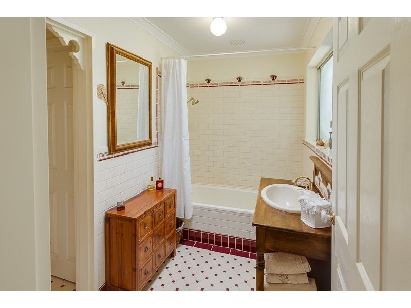 27B Balmoral Road, Gooseberry Hill WA 6076