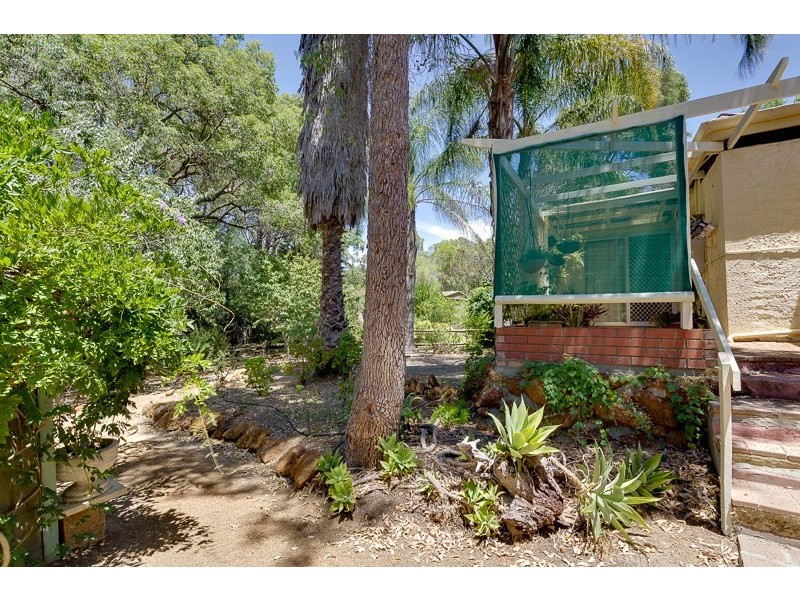 27B Balmoral Road, Gooseberry Hill WA 6076