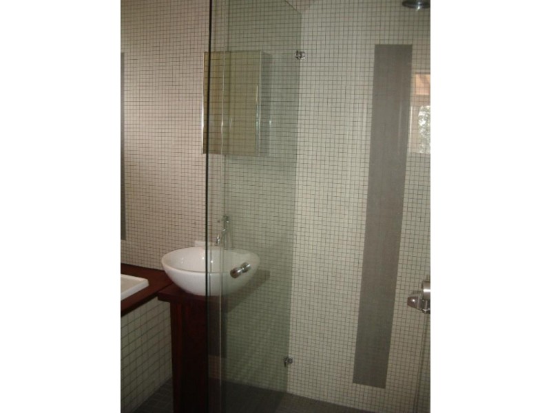 13 Maxine Court, Lesmurdie WA 6076