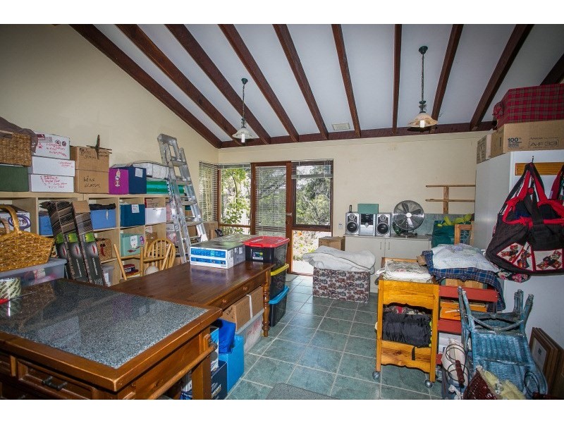 40 Elizabeth Street, Kalamunda WA 6076