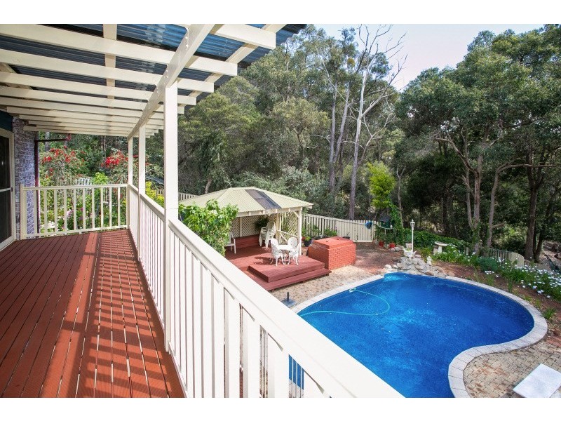 40 Elizabeth Street, Kalamunda WA 6076