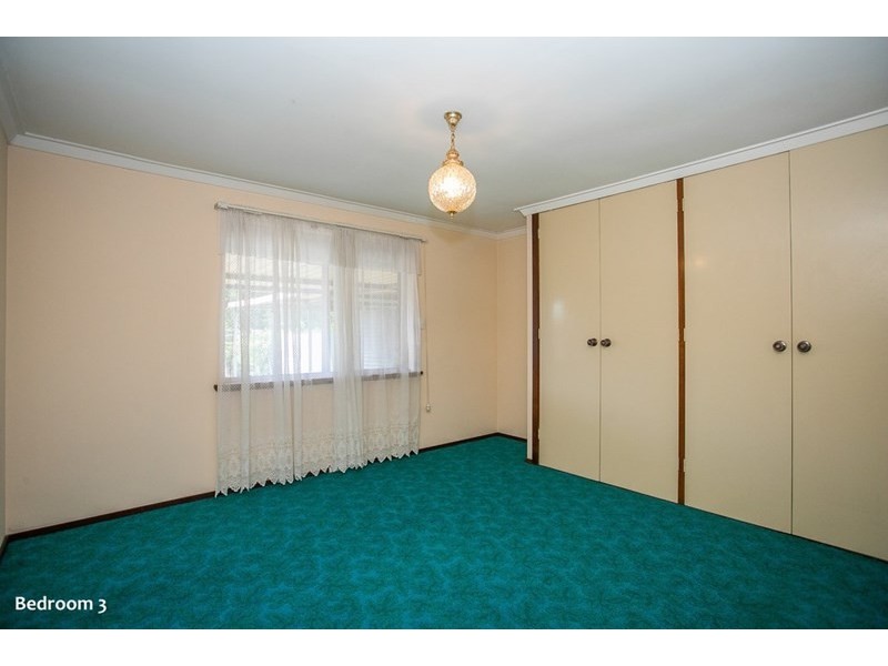 111 Welshpool Rd East, Lesmurdie WA 6076