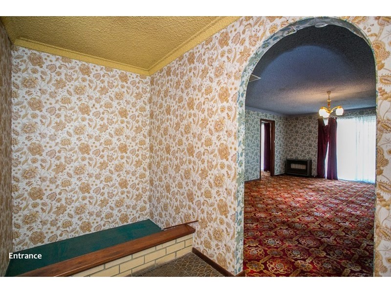 111 Welshpool Rd East, Lesmurdie WA 6076