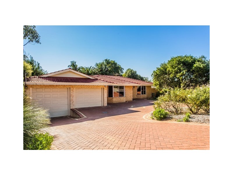 33 Hill Street, Gooseberry Hill WA 6076