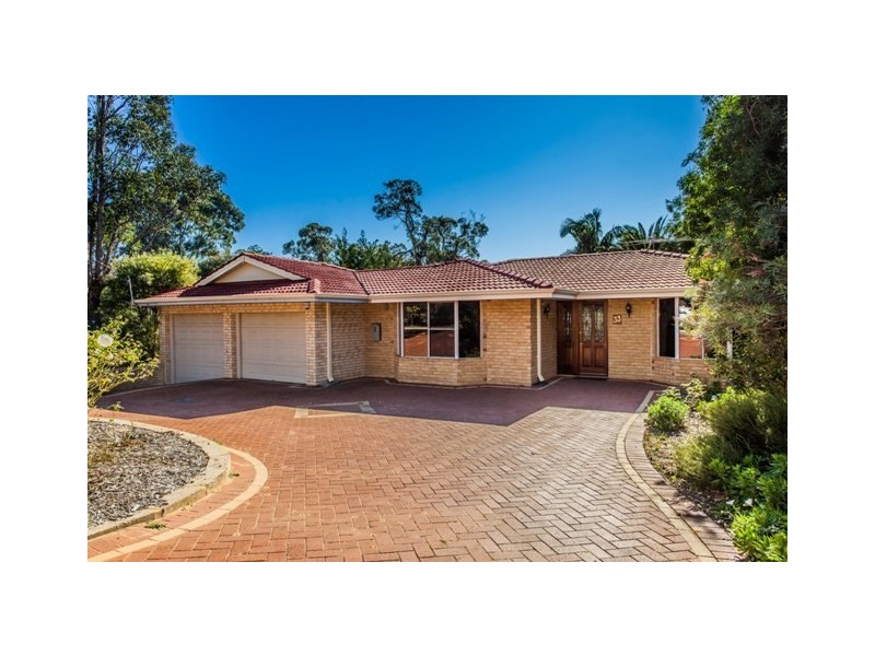 33 Hill Street, Gooseberry Hill WA 6076