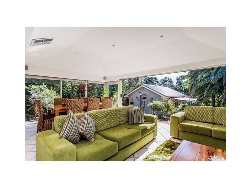 33 Hill Street, Gooseberry Hill WA 6076