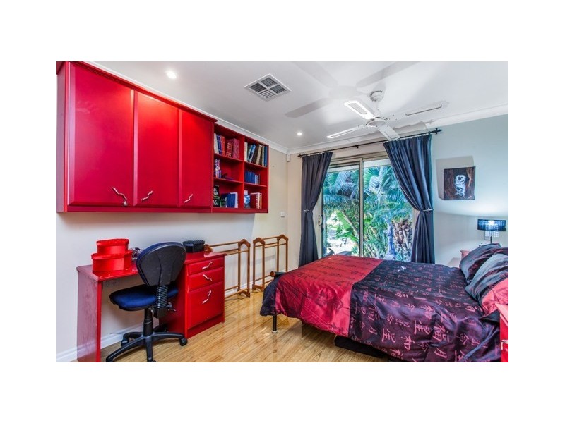 33 Hill Street, Gooseberry Hill WA 6076