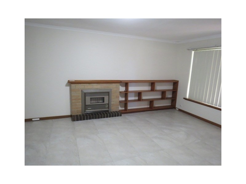 27 Temby Avenue, Kalamunda WA 6076