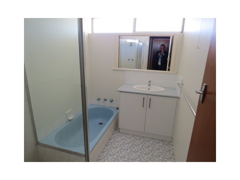 27 Temby Avenue, Kalamunda WA 6076