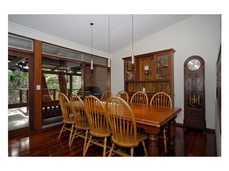 1 Carramar Drive, Kalamunda WA 6076