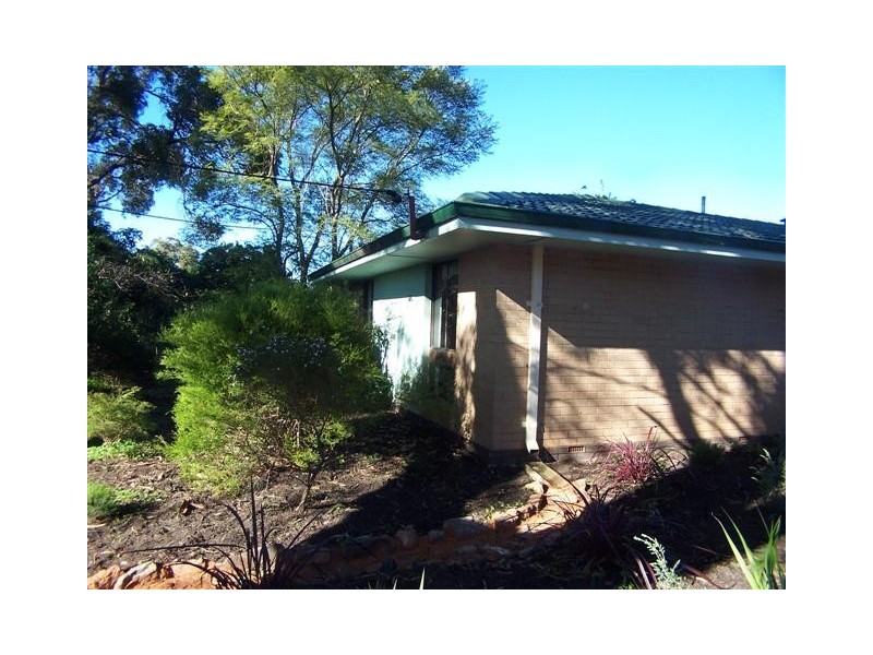 14 Cameron Close, Lesmurdie WA 6076