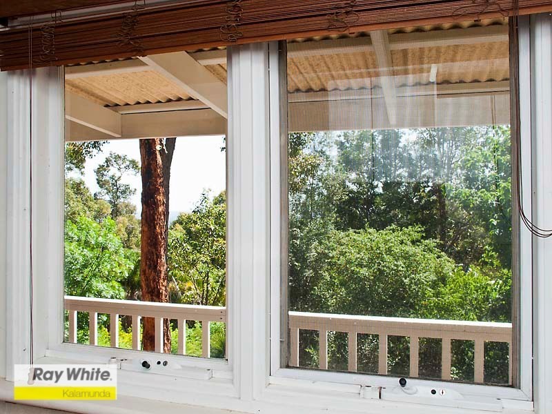 98 Peet Road, Roleystone WA 6111