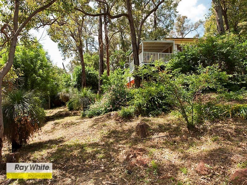 98 Peet Road, Roleystone WA 6111