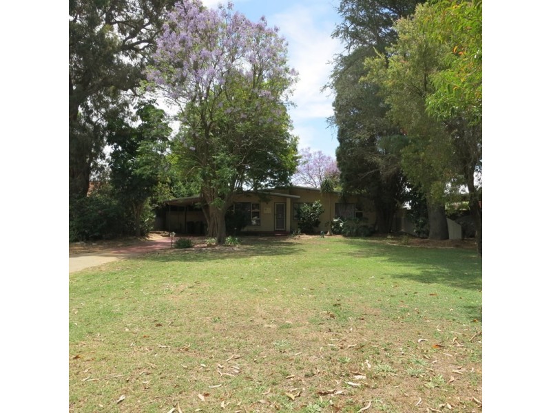20 Kathleen Close, Maida Vale WA 6057