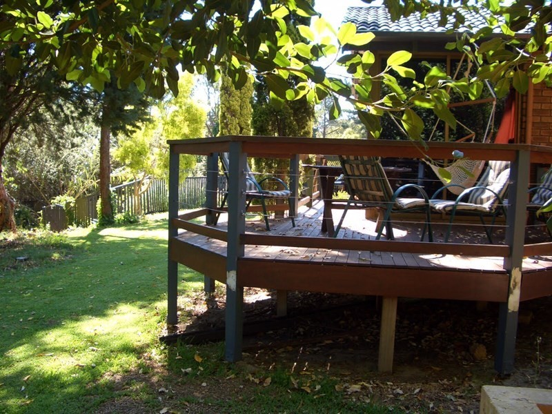 18 Davies Crescent, Gooseberry Hill WA 6076