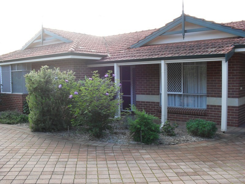 1/31 Railway Road, Kalamunda WA 6076