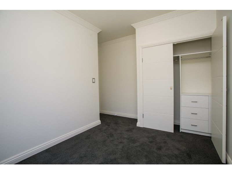 2/60 Whitfield Street, Bassendean WA 6054