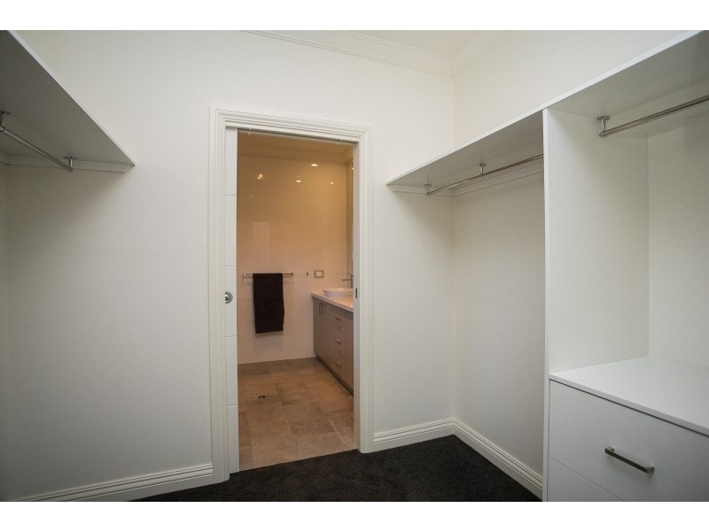 2/60 Whitfield Street, Bassendean WA 6054