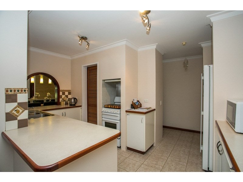 31 Cotherstone Road, Kalamunda WA 6076