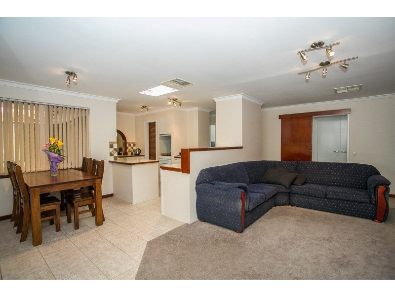 31 Cotherstone Road, Kalamunda WA 6076