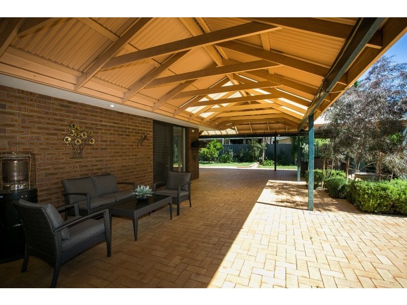 31 Cotherstone Road, Kalamunda WA 6076