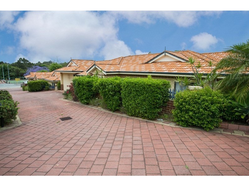 4/11 Kalamunda Road, Kalamunda WA 6076