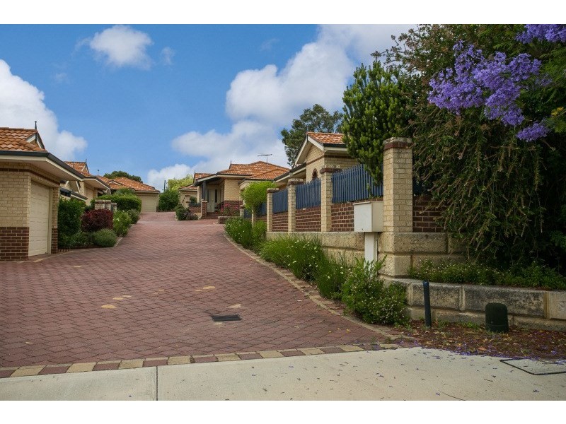 4/11 Kalamunda Road, Kalamunda WA 6076