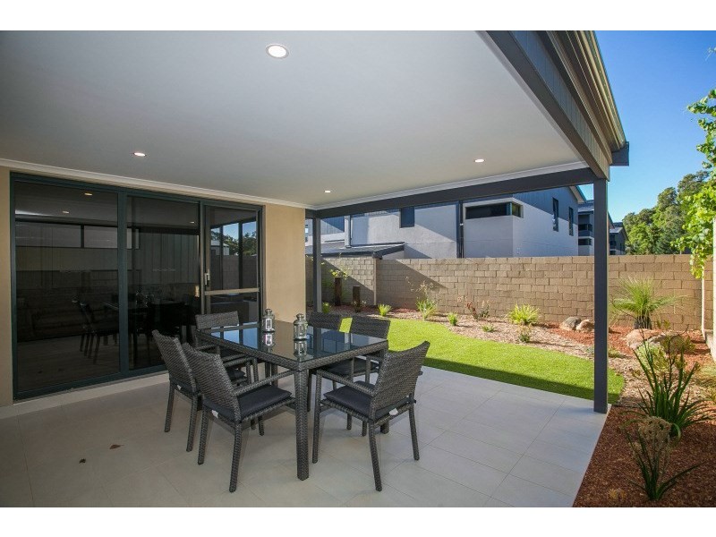 4/18 Heath Road, Kalamunda WA 6076