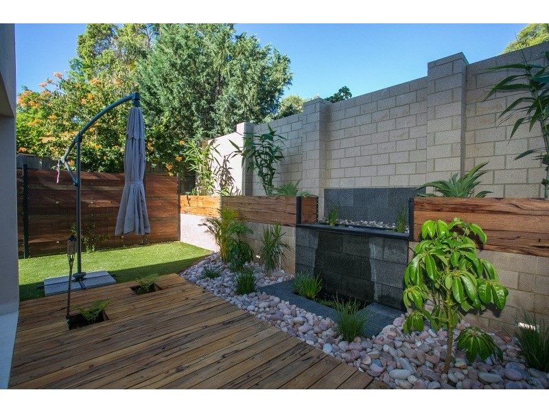 4/18 Heath Road, Kalamunda WA 6076