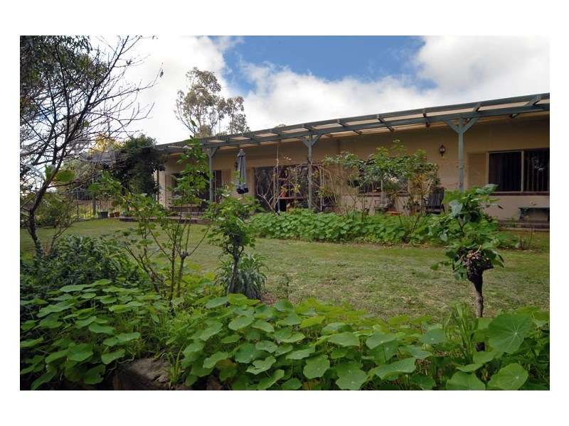 107 Gooseberry Hill Road, Gooseberry Hill WA 6076