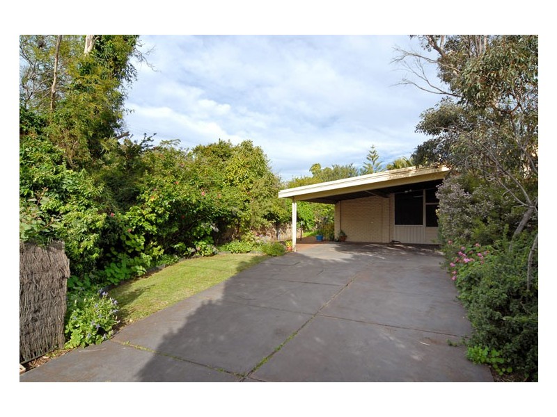 107 Gooseberry Hill Road, Gooseberry Hill WA 6076