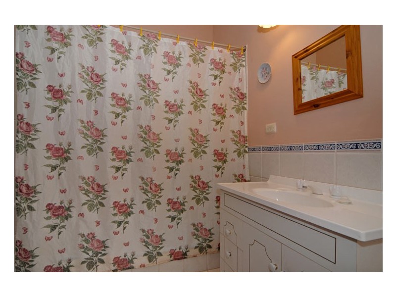 107 Gooseberry Hill Road, Gooseberry Hill WA 6076