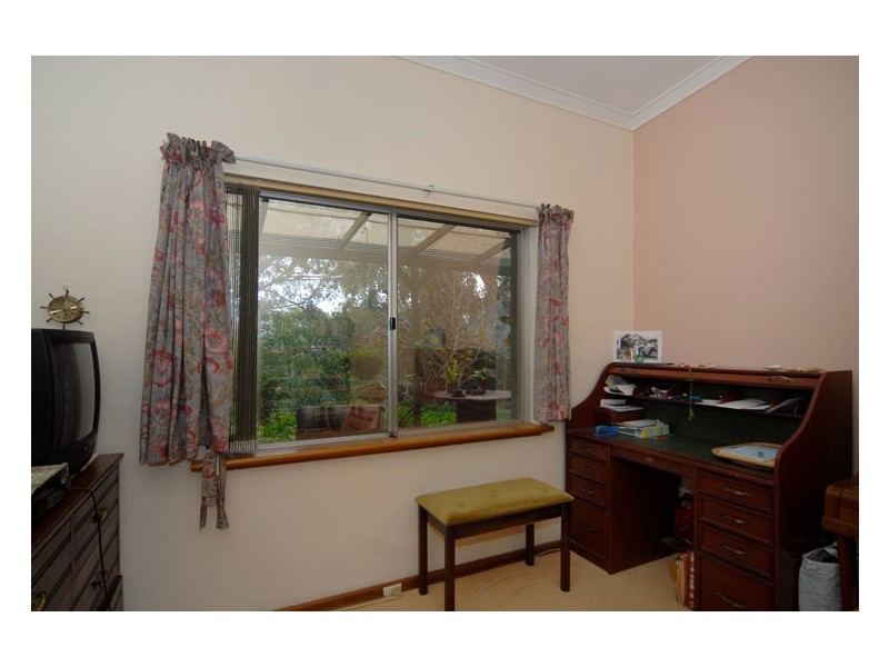 107 Gooseberry Hill Road, Gooseberry Hill WA 6076