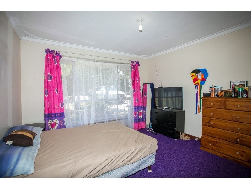 2 Umina Street, High Wycombe WA 6057