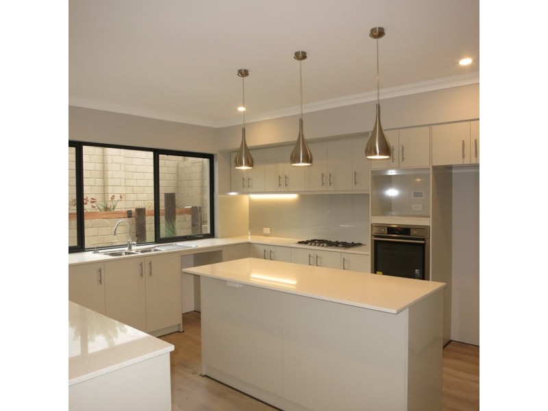 3/18 Heath Road, Kalamunda WA 6076