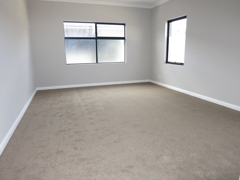 3/18 Heath Road, Kalamunda WA 6076