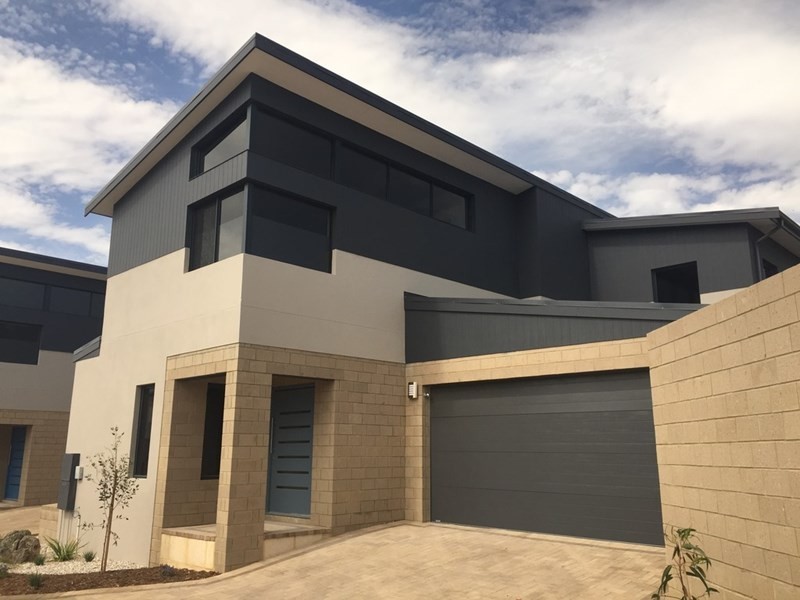 3/18 Heath Road, Kalamunda WA 6076