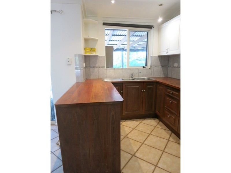 22 Landers Road, Lesmurdie WA 6076